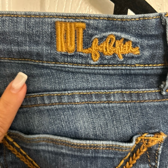 KUT From The Kloth Felicia Baby Bootcut Medium Wash Blue Jeans Size 10 - Picture 6 of 13
